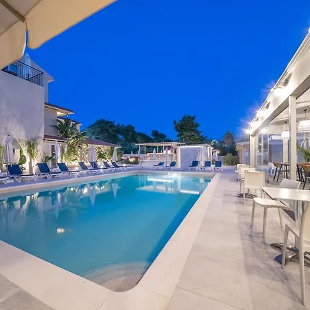 Apartman Makris Yialos Lászi
