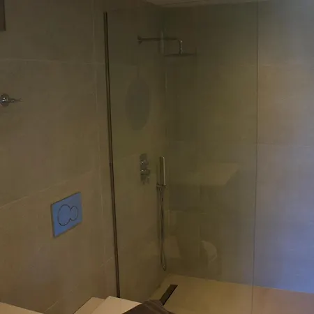 Makris Yialos Apartman *