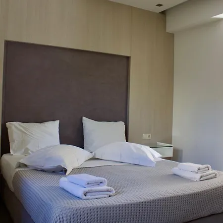 Makris Yialos Λάσση