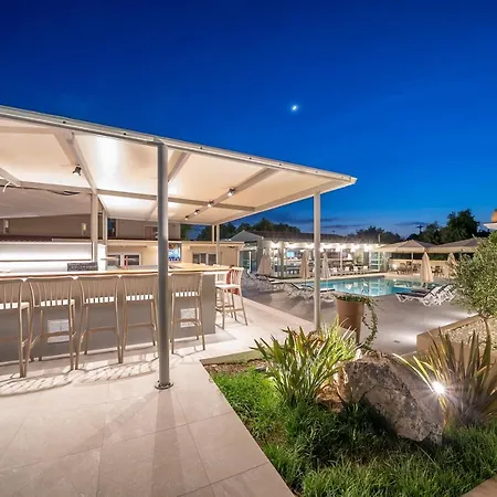 Apartment Makris Yialos *